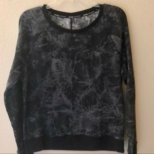 Marbled color sweatshirt